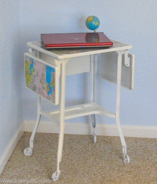 using an old typewriter stand as a laptop stand