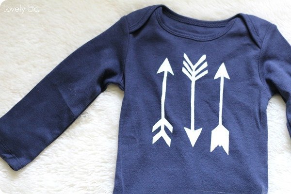 DIY arrow onesie