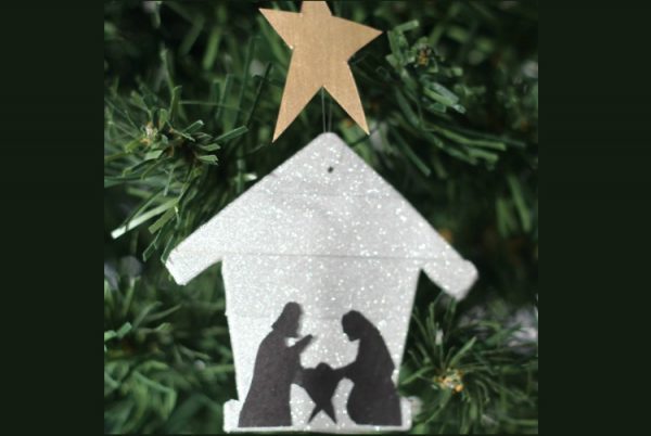How to Make an Easy DIY Nativity Ornament