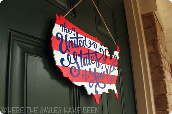 Patriotic-USA-Map-Door-Hanger-Angle-Left