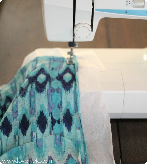 sew thin fabrics with tissue paper