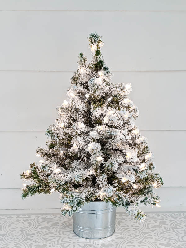 Diy Flocked Christmas Tree How It Looks Five Years Later Lovely Etc