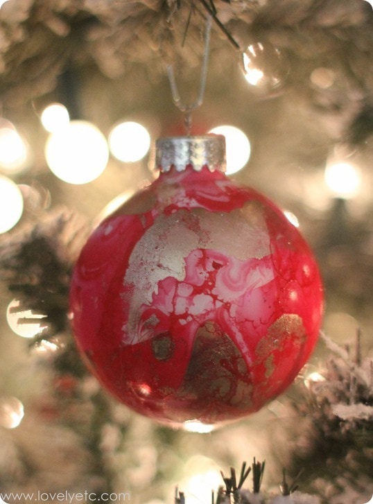 Red and gold marbled ornament.