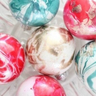 THE SECRET TO MAKING GORGEOUS MARBLED ORNAMENTS STORY