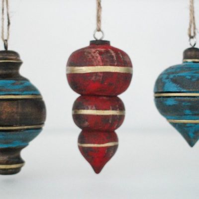 How to Make Rustic Wooden Christmas Ornaments