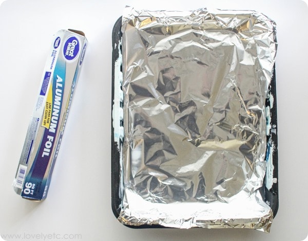 use the same paint tray over and over by covering it with foil