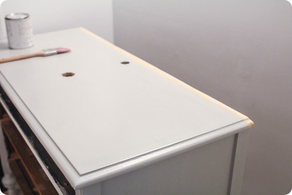 making a dresser into a bathroom vanity