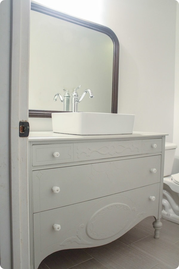 bathroom vanity with vessel sink
