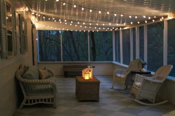 A gorgeous porch light solution