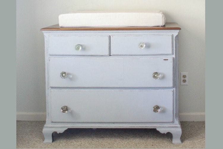 Dresser Update with Vintage Door Knobs