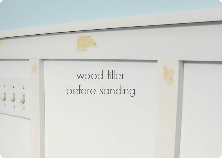 Do I Use Caulk, Wood Filler, Wood Putty or Spackle? - Making Manzanita