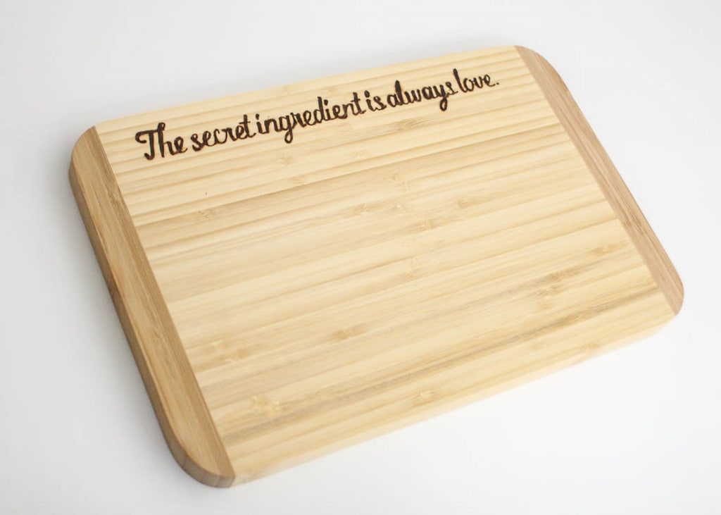 Personalized Mom Cutting Board - Christmas Gifts for Women