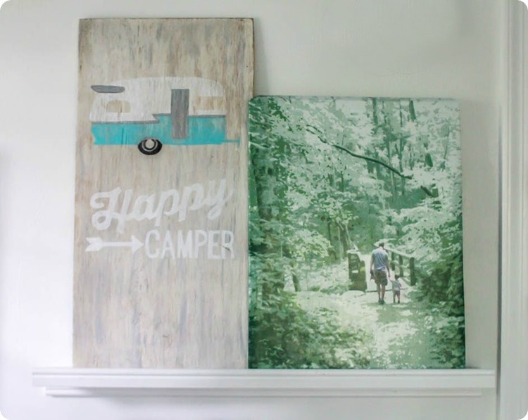 happy camper sign and diy photo canvas