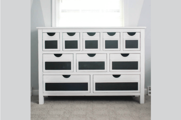 Painting furniture white: secrets to the perfect finish