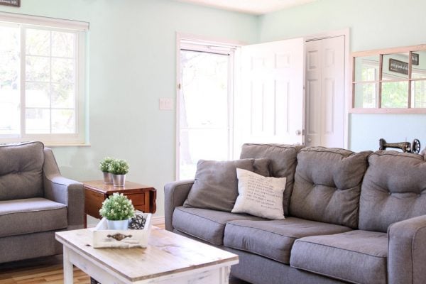 how to create farmhouse style on a budget