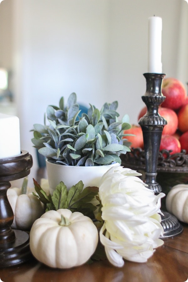 inexpensive fall decor ideas: Thanksgiving table decor, fall table decor, thrifty fall decor