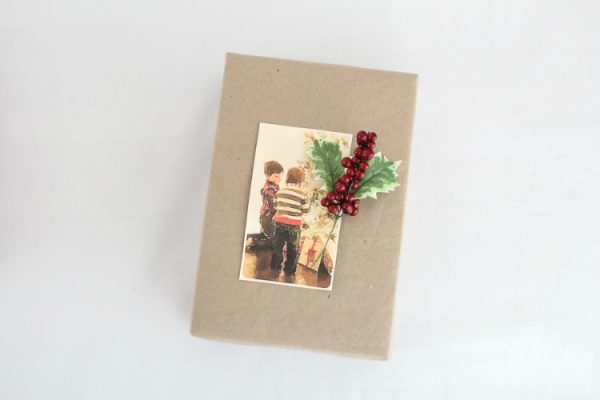 3 Beautiful Ways to Wrap Gifts Using Your Favorite Photos