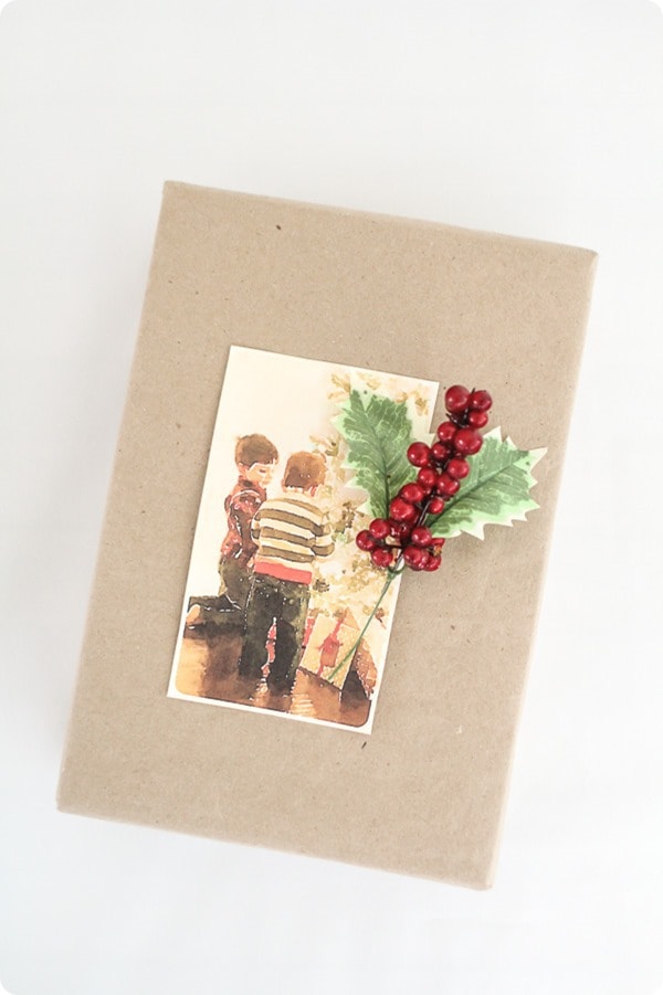 turning Christmas photos into beautiful wrapping.