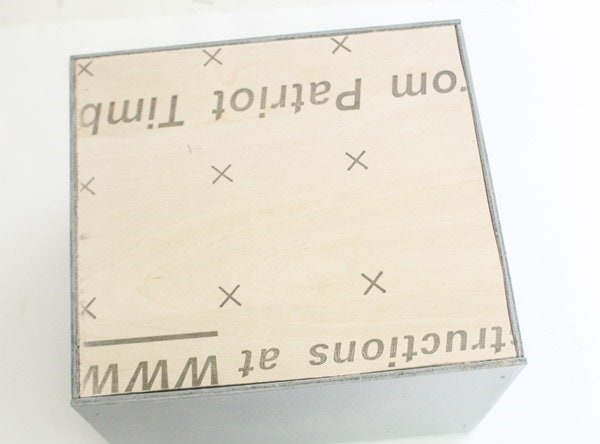 bottom of diy wooden box