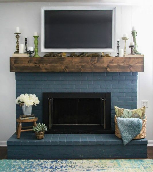 Simple neutral fall mantel. Easy fall decor using things you already have. 