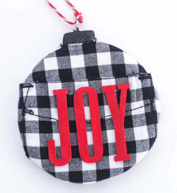 upcycled buffalo plaid christmas ornament.