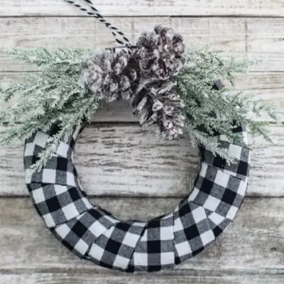 Quick and Easy Buffalo Plaid Christmas Ornament