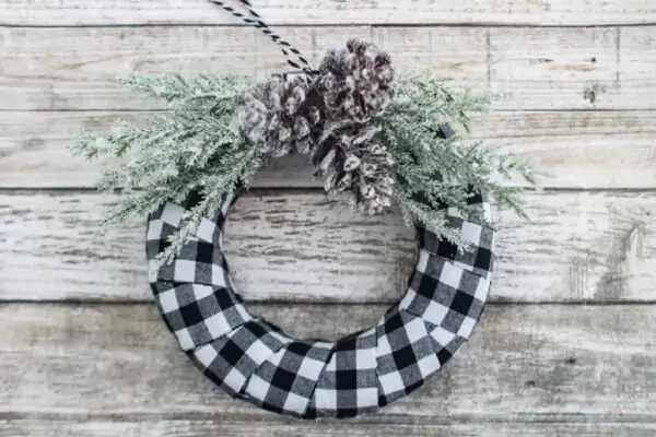 DIY buffalo plaid wreath ornament.