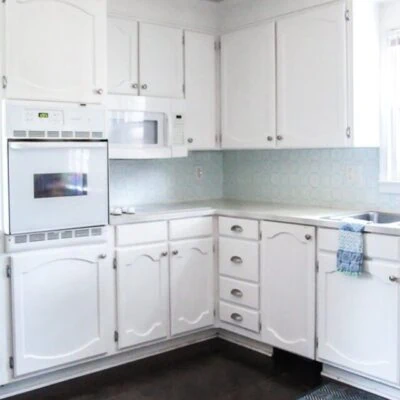 How to Paint Oak Kitchen Cabinets White