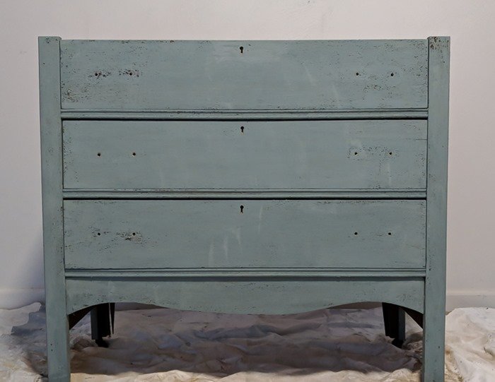 old fashioned milk paint final coat of paint.