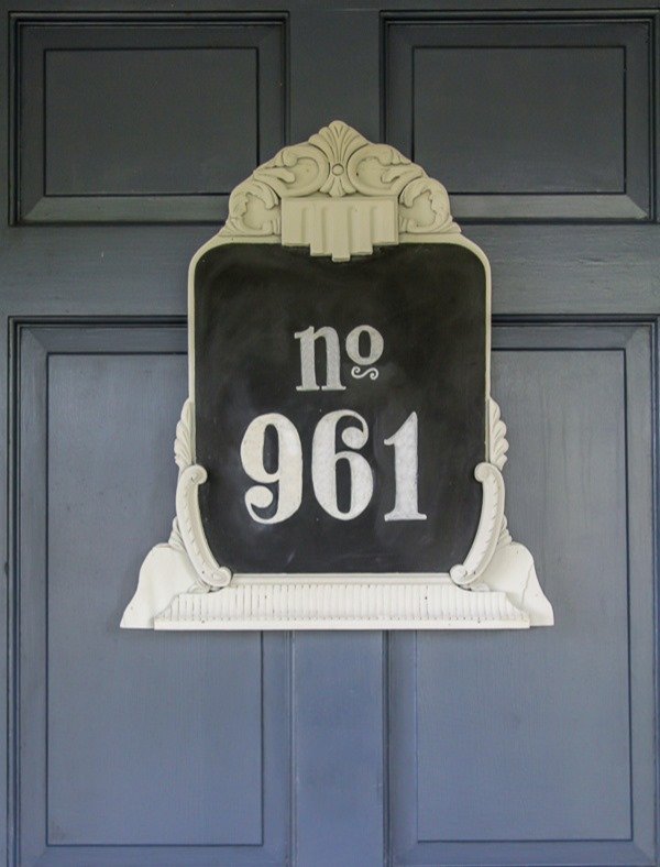 upcycled house number 3b