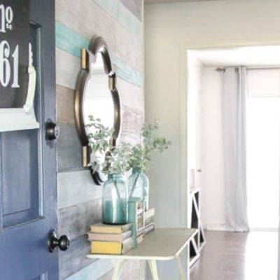 Small entryway full of charm and function