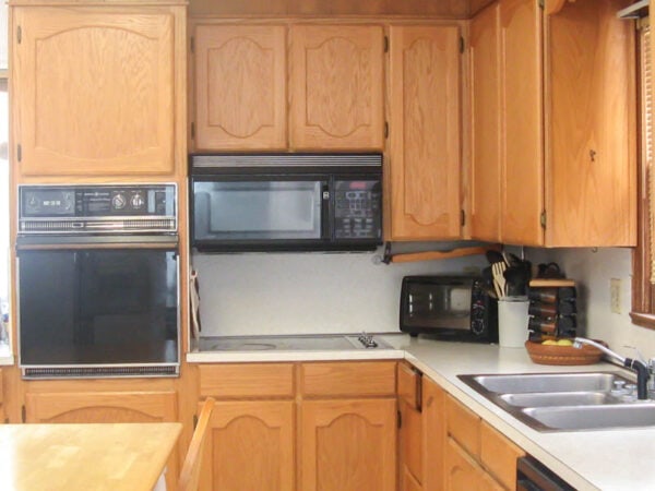 oak cabinets before painting