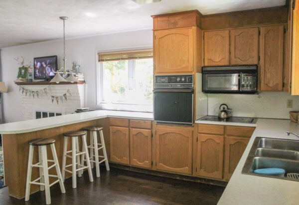 kitchen before makeover