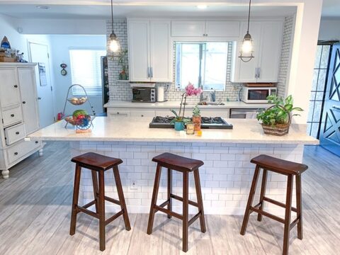 21 Of Of The Best Budget Kitchen Makeovers Under $1000
