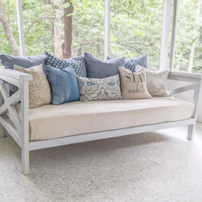 How to Build a DIY Daybed for $50
