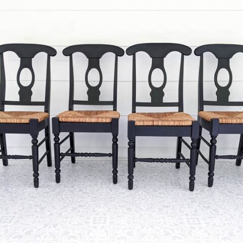 painting wood chairs black