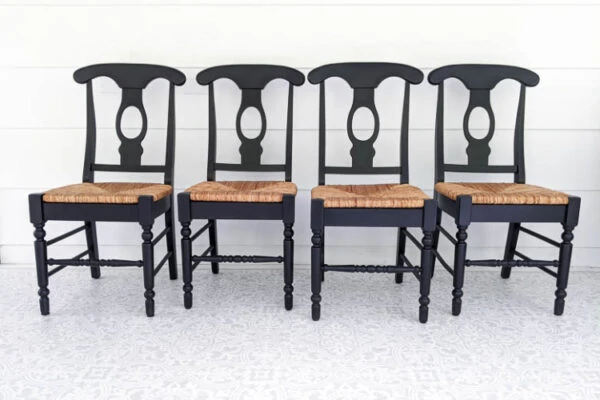 How to paint wooden chairs the easy way