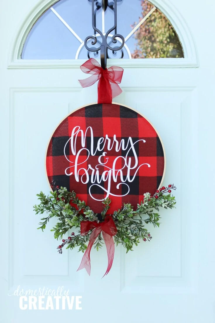 Buffalo Plaid Christmas Décor Ideas - Savvy Saving Couple