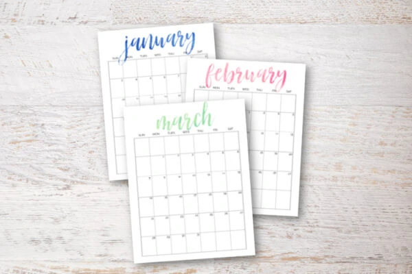 Simple and Pretty Free Printable 2025 Calendars