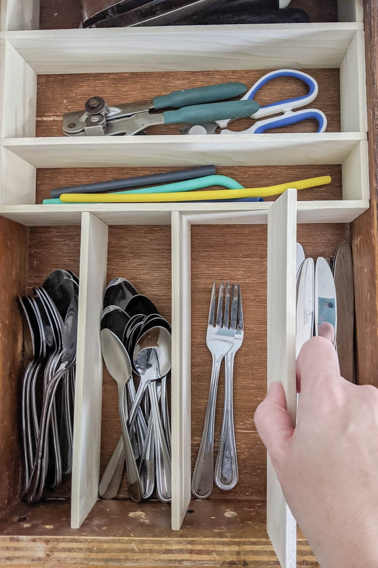 How to Make Cheap and Easy DIY Drawer Dividers