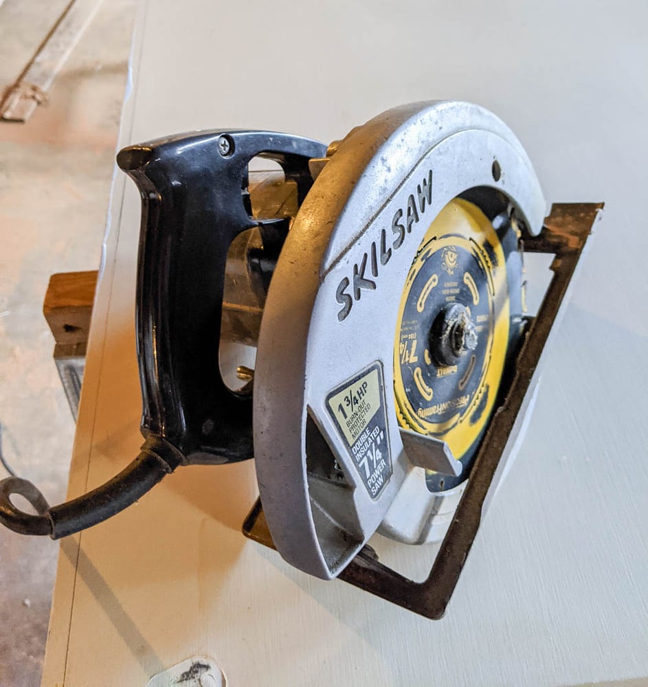 How to Transform your Sliding Closet Doors into Hinged Doors