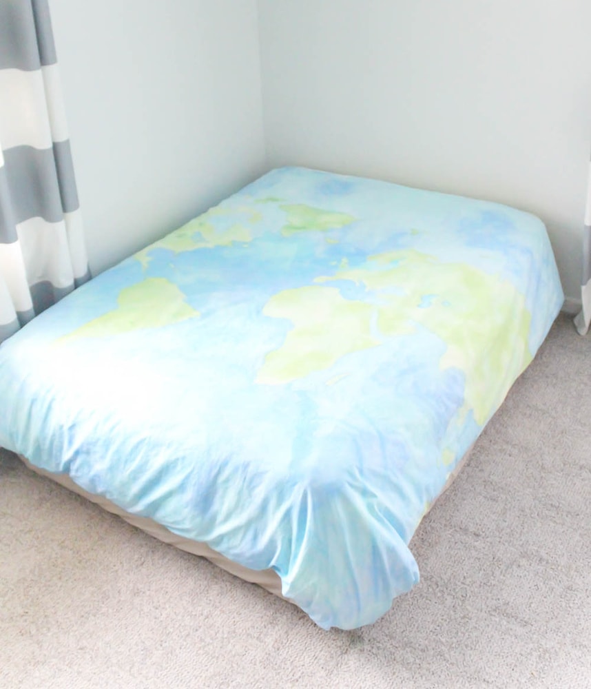 How to paint a duvet cover with any design Lovely Etc.