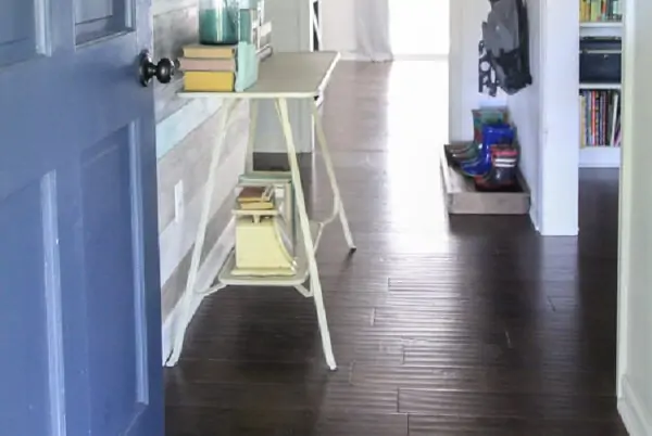 How to fix scratches on wood floors – the quick and easy way
