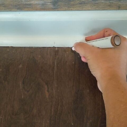 showing how to fix scratches on wood floor