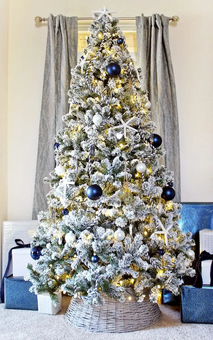 15 Best Flocked Christmas Tree Decor Ideas - Farmhousehub