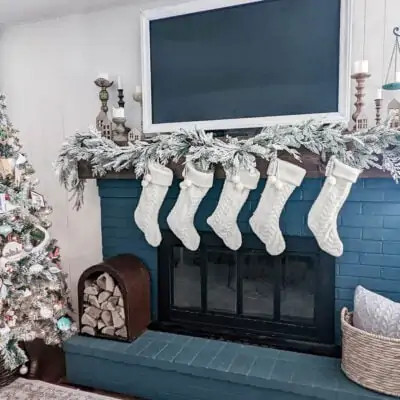 How to Hang Garland on the Mantel: Easy Tricks for Perfect Garland
