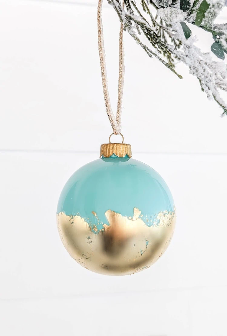 3 DIY Gold-Leaf Holiday Decorations