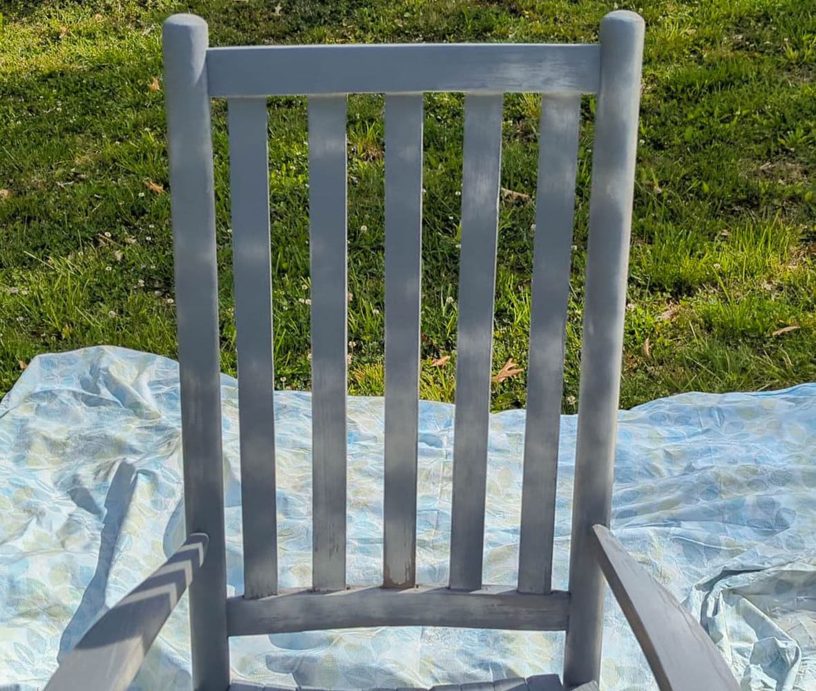 How to Paint a Rocking Chair the Easy Way