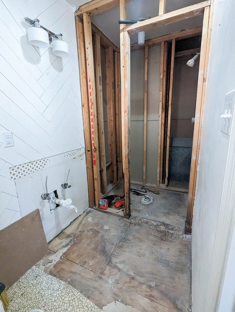 How to Demo a Bathroom: A Step by Step Guide to Doing it Yourself