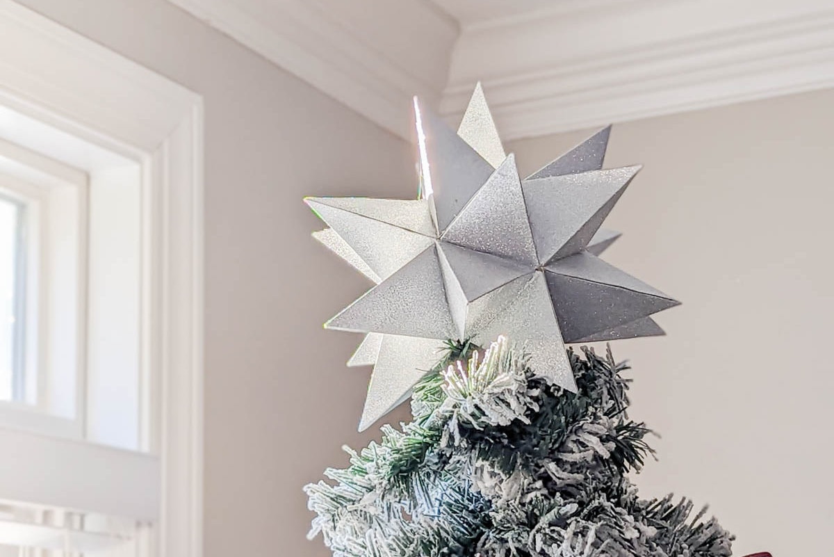 How To Make An Easy DIY Christmas Tree Star how-to-make-an-easy-diy-christmas-tree-star